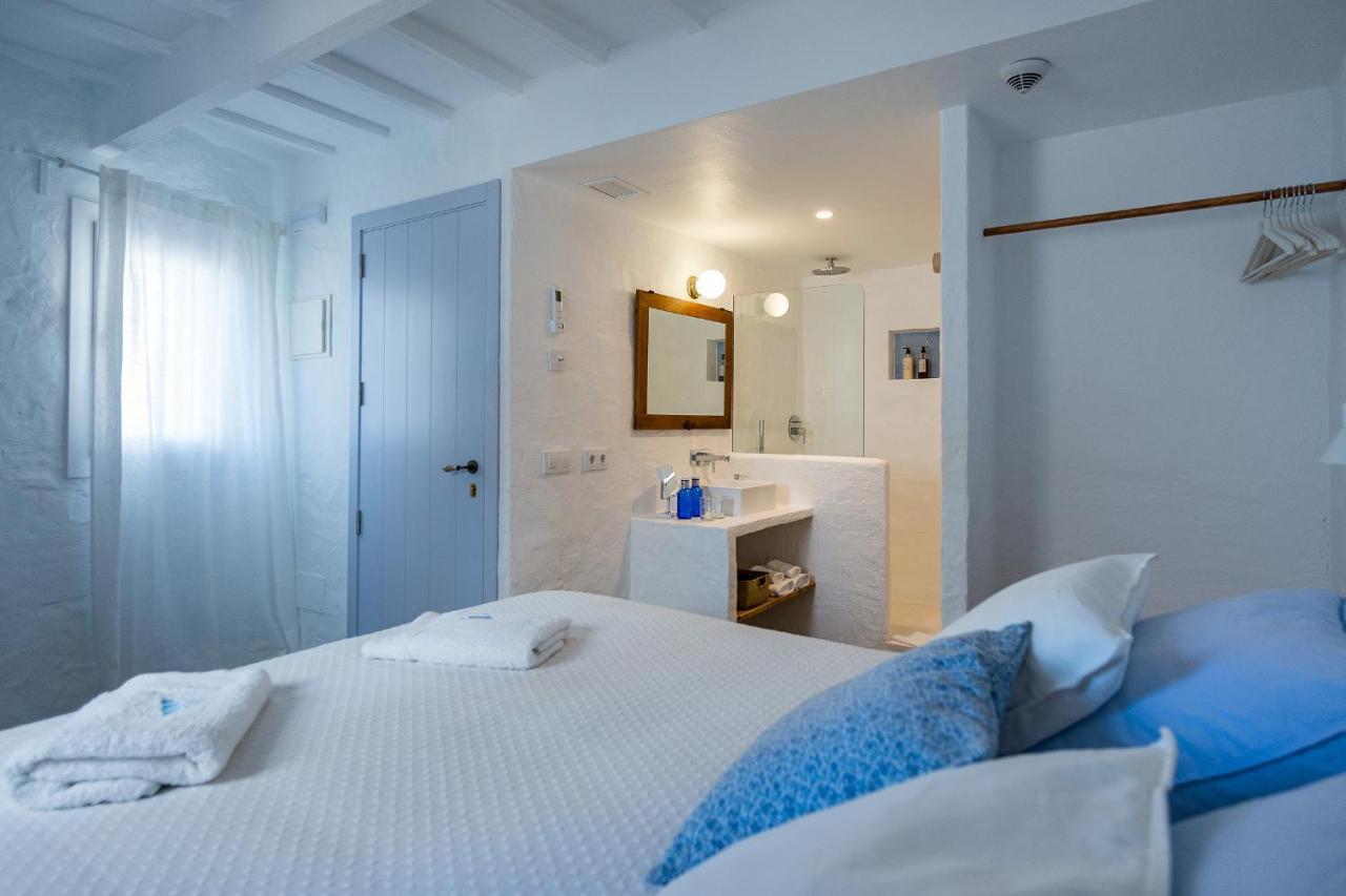 Hotel Anhel Ferreries Extérieur photo