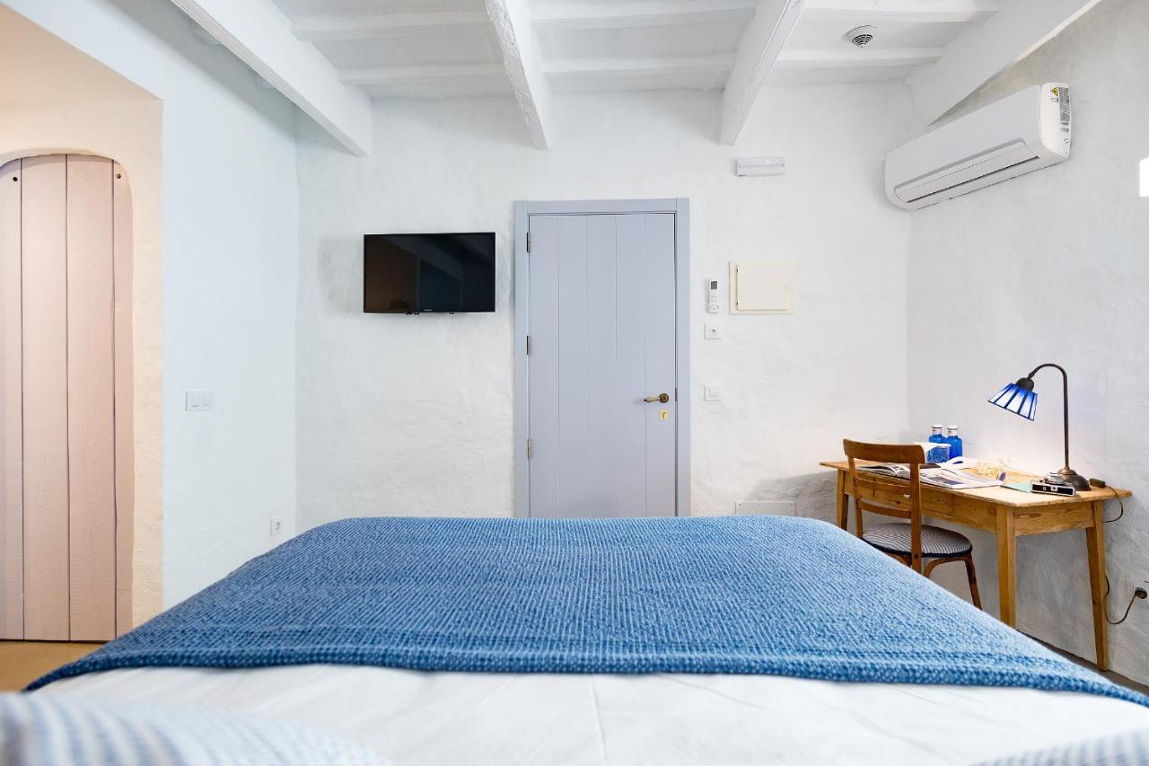 Hotel Anhel Ferreries Extérieur photo