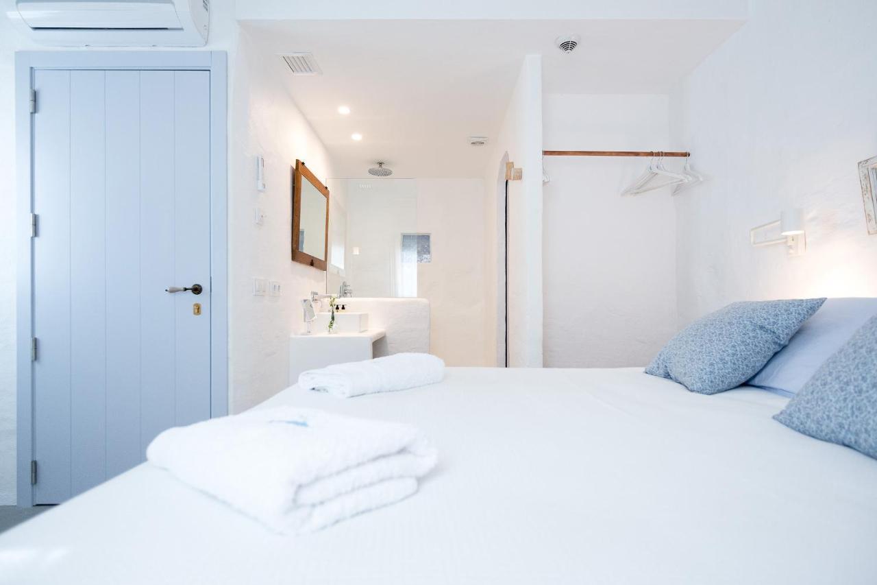 Hotel Anhel Ferreries Extérieur photo