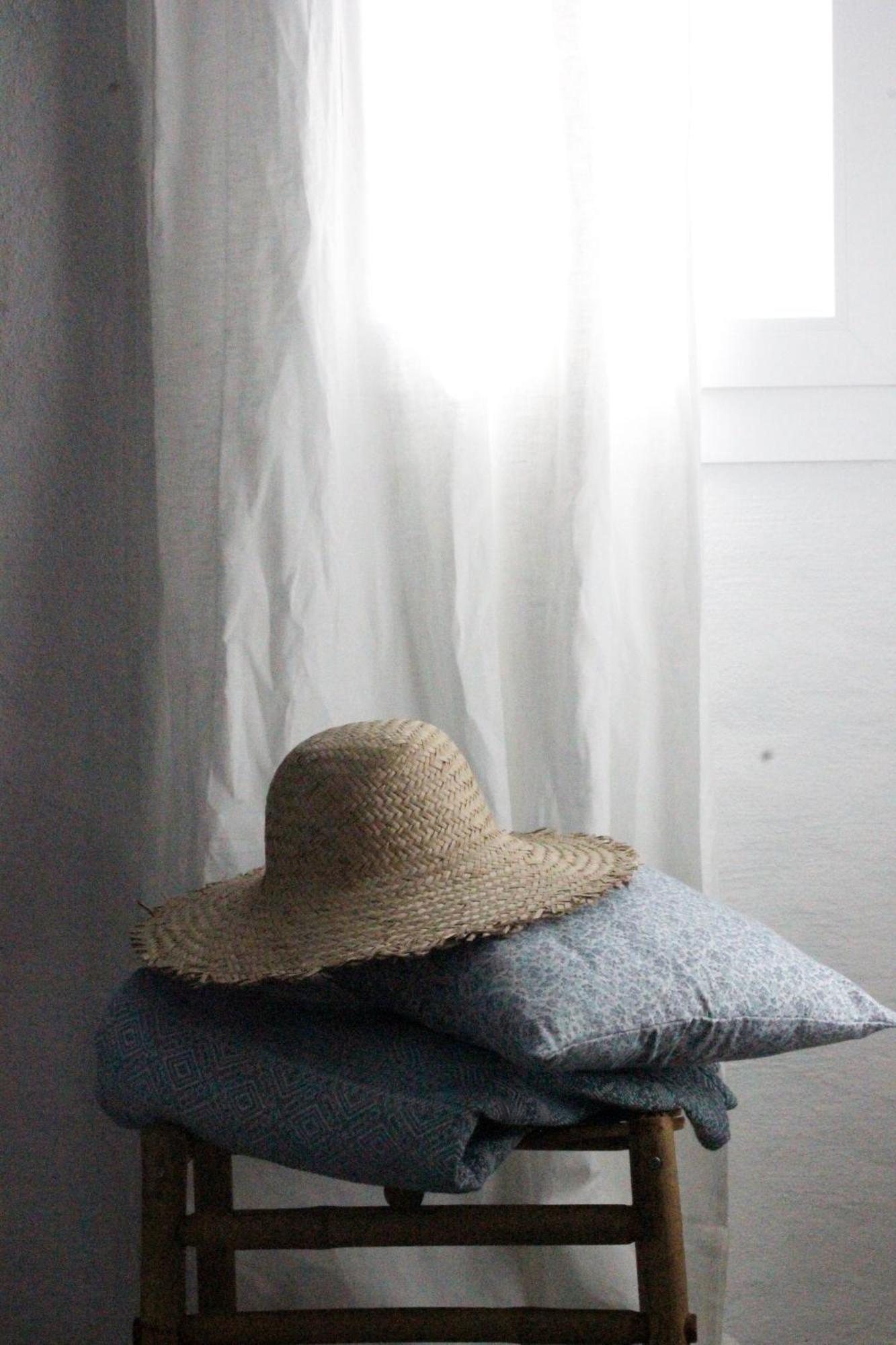 Hotel Anhel Ferreries Chambre photo